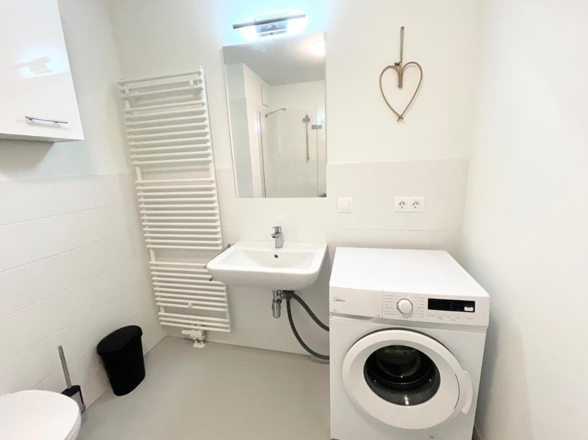 Central 55M2 Flat With Balcony & Parking Vienne Extérieur photo